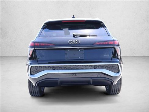 New 2026 Audi Q3 quattro 2.0T AWD/4WD image 7