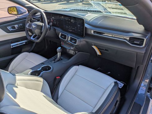 New 2026 Ford Mustang Premium image 32