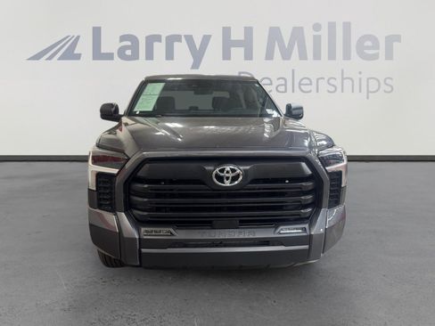Certified 2026 Toyota Tundra SR5 w/ SR5 Convenience Package AWD/4WD image 8