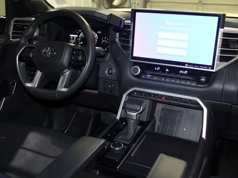 Used 2024 Toyota Tundra Platinum image 23