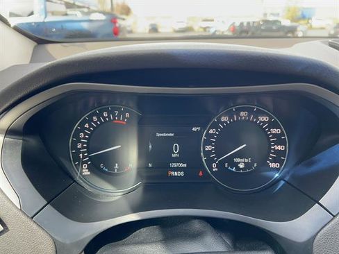 Used 2017 Lincoln MKZ Select image 24