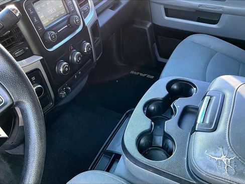 Used 2017 RAM 2500 SLT image 18