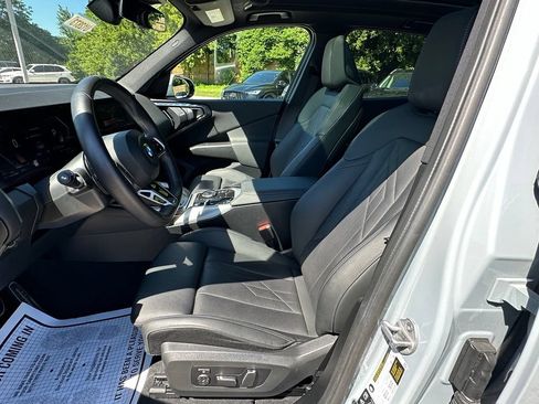 Used 2025 BMW X3 xDrive30i AWD/4WD image 19