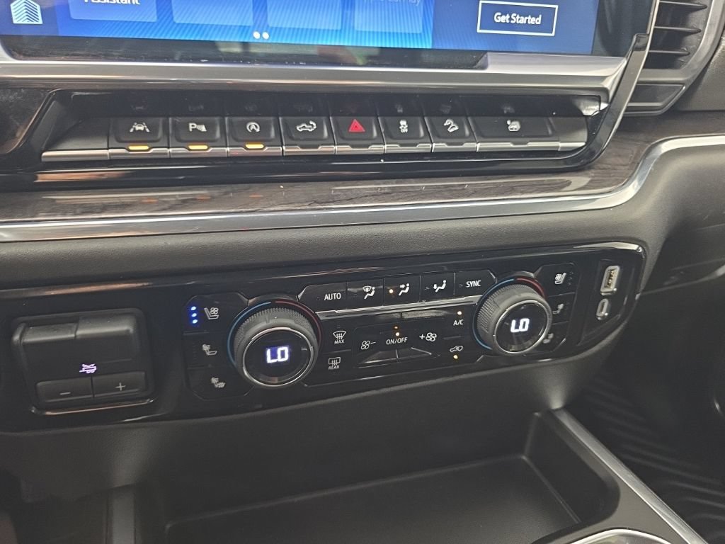 Used 2023 Chevrolet Silverado 1500 LTZ w/ LTZ Convenience Package II AWD/4WD image 19