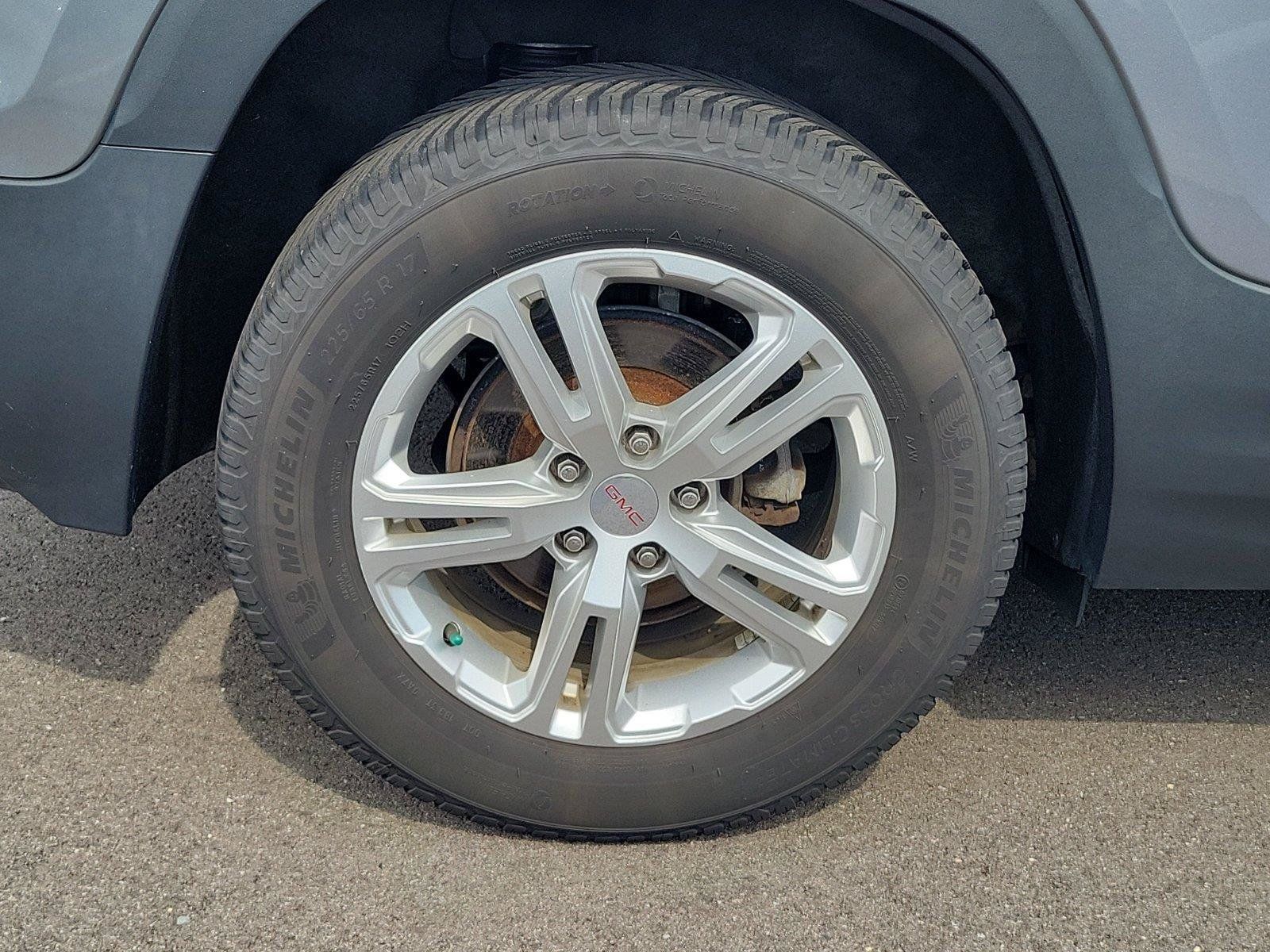 Used 2018 GMC Terrain SLE w/ Driver Convenience Package FWD image 5