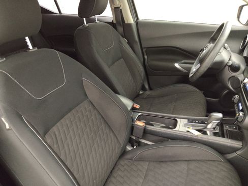 Used 2022 Nissan Kicks SV FWD image 19