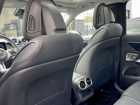 Used 2023 Mercedes-Benz GLC 300 4MATIC image 31