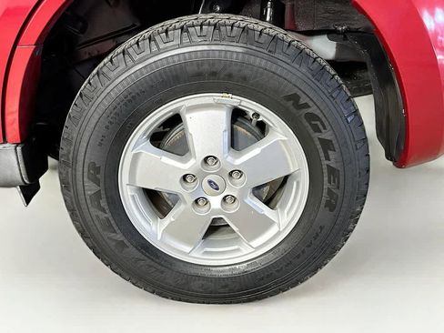 Used 2011 Ford Escape XLT image 8