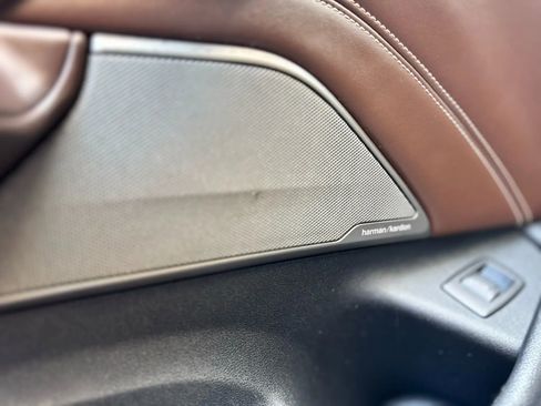 Used 2018 BMW M550i xDrive image 24