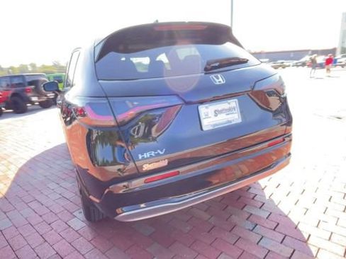 Certified 2026 Honda HR-V EX-L image 8