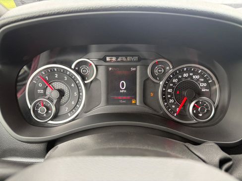 New 2026 RAM 2500 Tradesman AWD/4WD image 12