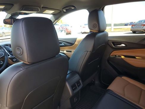 Used 2020 Chevrolet Equinox Premier image 12