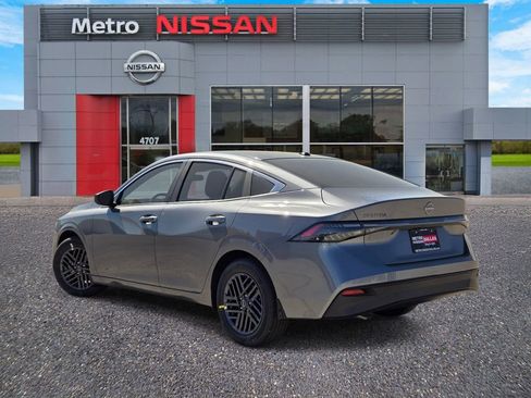 New 2026 Nissan Sentra SV image 4