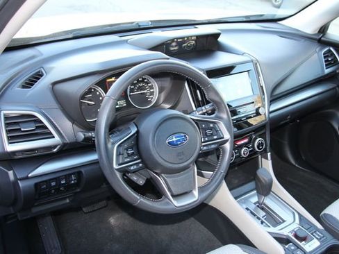 Certified 2023 Subaru Forester Premium image 17