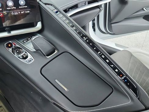 Used 2023 Chevrolet Corvette Z06 image 32