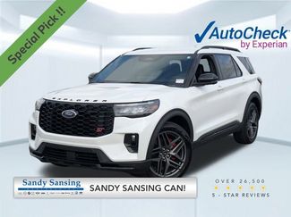 Used 2025 Ford Explorer ST video 1