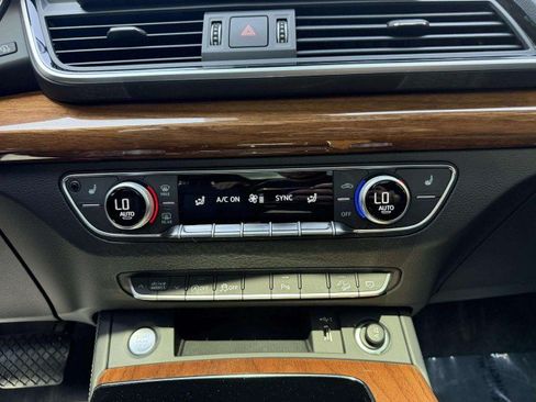 Certified 2023 Audi Q5 2.0T Premium Plus w/ Premium Plus Package AWD/4WD image 15