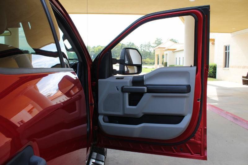 Used 2021 Ford F250 XLT w/ XLT Value Package AWD/4WD image 28