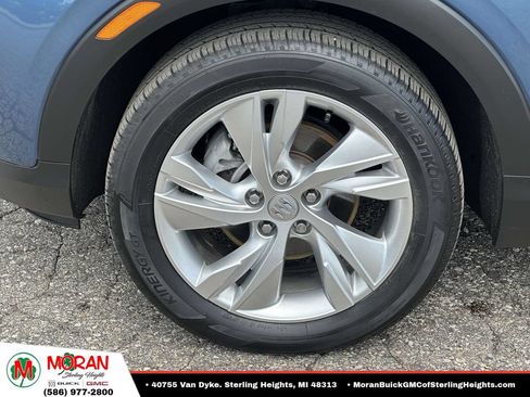 Certified 2024 Buick Encore GX Preferred w/ Comfort Package FWD image 9