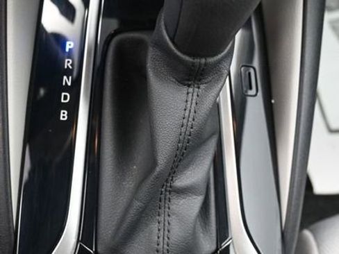 Used 2022 Toyota Corolla LE image 13