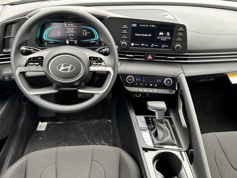 New 2026 Hyundai Elantra Blue image 22