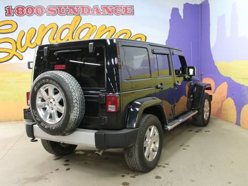 Used 2013 Jeep Wrangler Unlimited Sahara w/ Dual Top Group AWD/4WD image 8