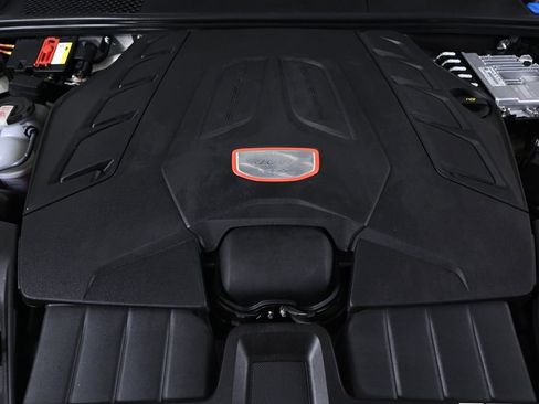 Certified 2023 Porsche Cayenne GTS AWD/4WD image 27