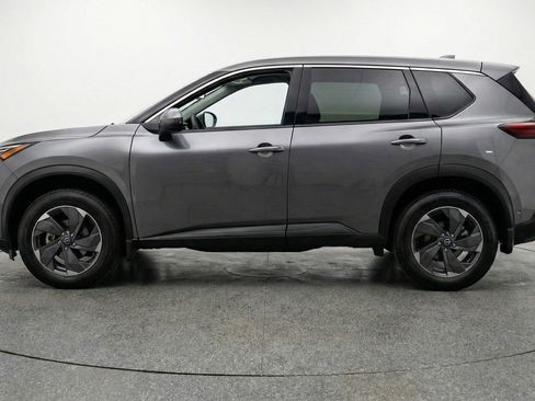 Used 2025 Nissan Rogue SV AWD/4WD image 5