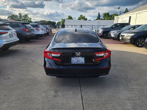 Used 2019 Honda Accord LX image 4