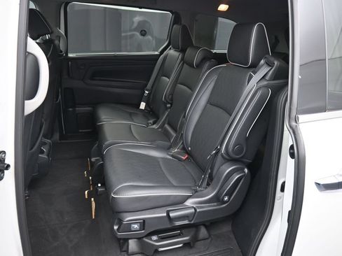 Used 2024 Honda Odyssey Elite image 24