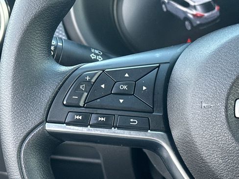 Used 2024 Nissan Kicks SV image 24