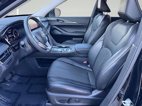 Used 2023 INFINITI QX60 Luxe FWD image 9