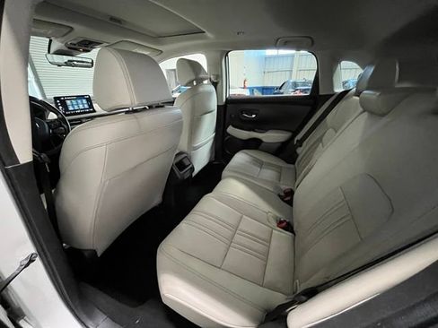 Used 2023 Honda HR-V EX-L image 15