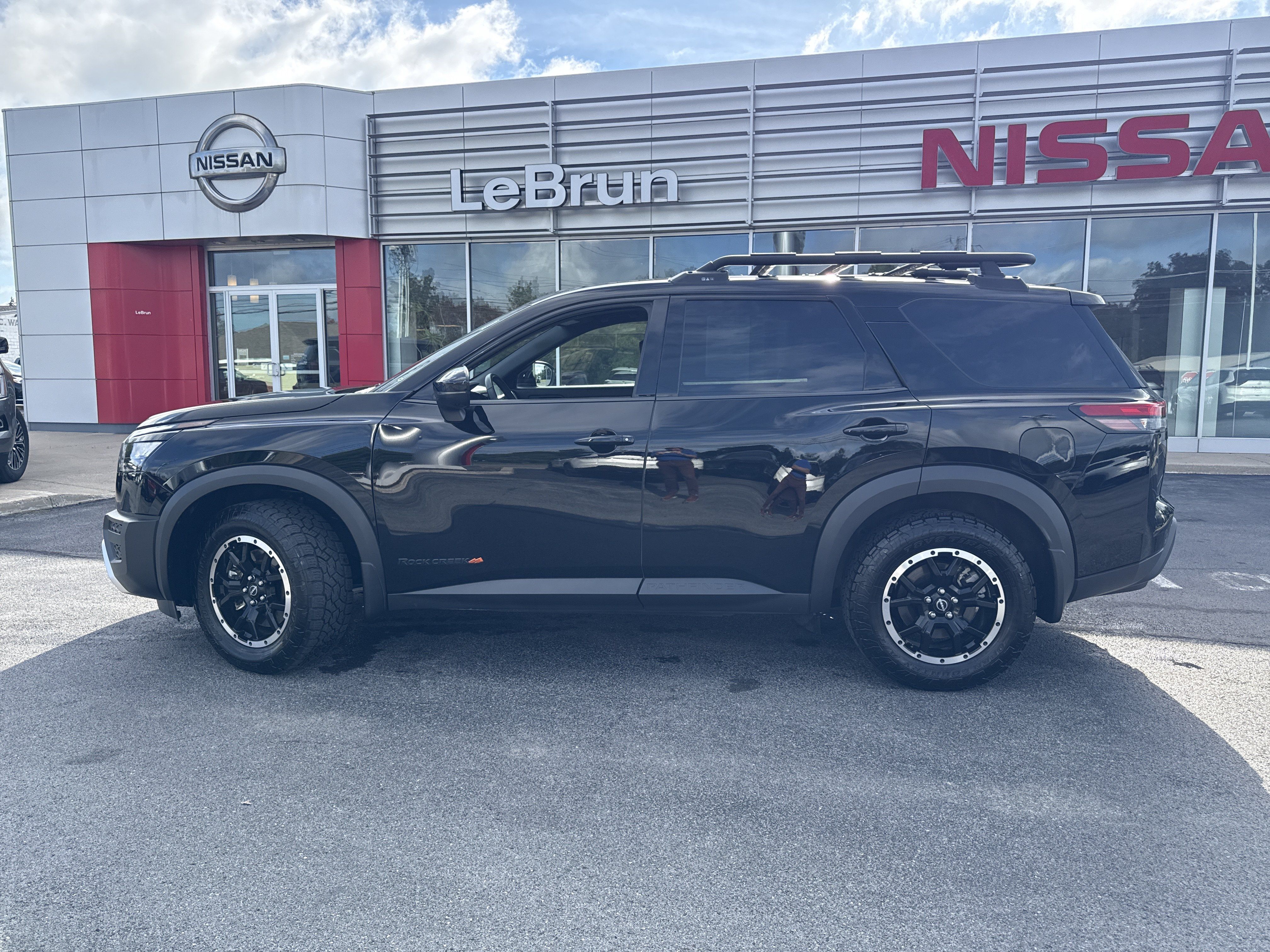 Certified 2025 Nissan Pathfinder Rock Creek AWD/4WD image 3