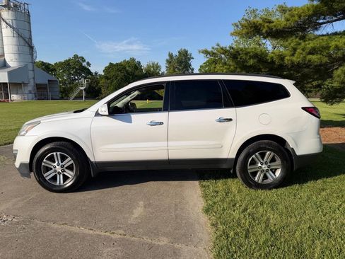 Used 2016 Chevrolet Traverse LT AWD/4WD image 8