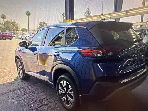 Certified 2023 Nissan Rogue SV FWD image 9