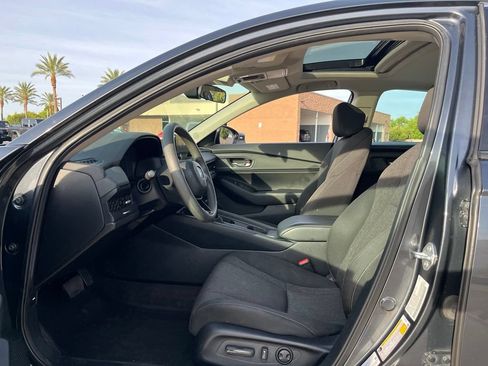 Used 2024 Honda Accord EX image 8