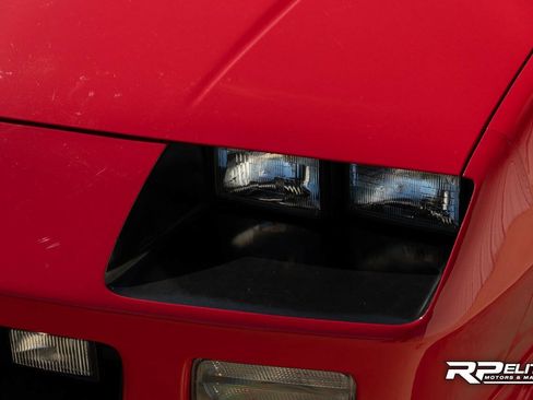 Used 1991 Chevrolet Camaro Z28 RWD image 27