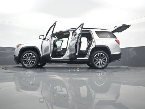 Used 2019 GMC Acadia SLT AWD/4WD image 34
