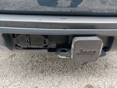 Used 2020 Jeep Grand Cherokee Trailhawk w/ Premium Lighting Group image 10