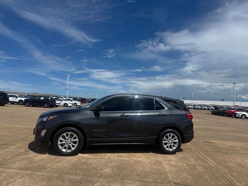 Used 2020 Chevrolet Equinox LT FWD image 11