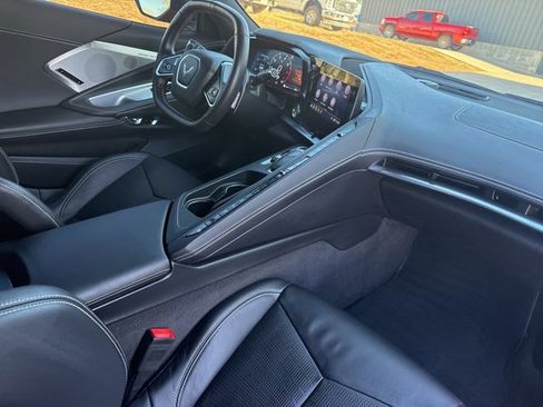 Used 2020 Chevrolet Corvette Stingray Preferred Cpe w/ 2LT Preferred Equipment Group image 11