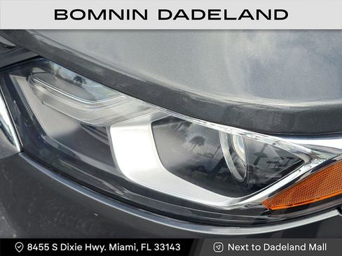 Used 2021 Chevrolet Equinox LT image 13