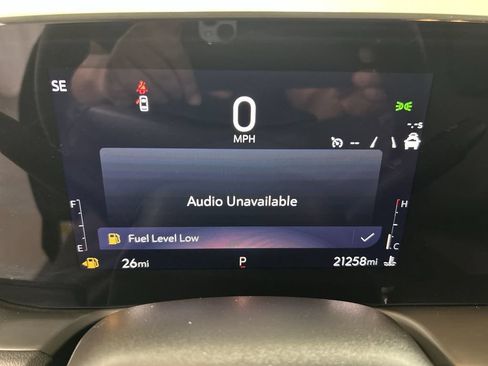 Certified 2024 Buick Encore GX Preferred AWD/4WD image 13
