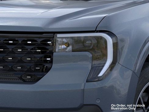 New 2025 Ford Maverick Lariat image 14