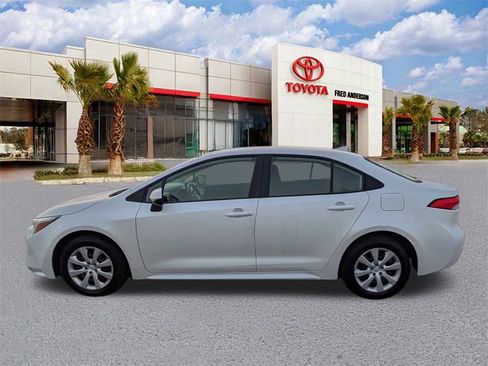 Certified 2024 Toyota Corolla LE image 8