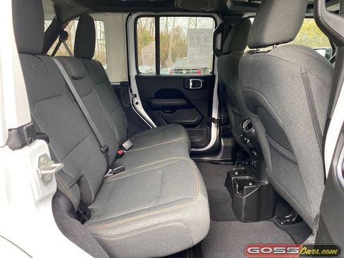 Certified 2024 Jeep Wrangler Sahara image 7