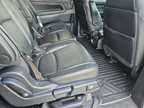 Used 2022 Honda Odyssey Touring image 14