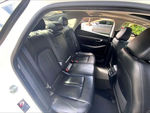 Used 2022 Hyundai Sonata Limited w/ Preferred Accessory Package FWD image 20