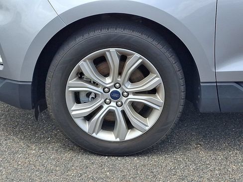 Used 2020 Ford Edge Titanium AWD/4WD image 8